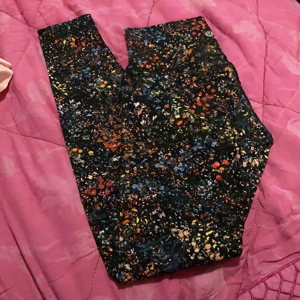 Lululemon wunder under luxtreme 28” floral - Picture 2 of 5